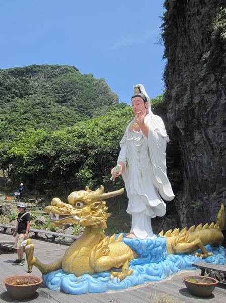 龜山島：龜山島．盛夏