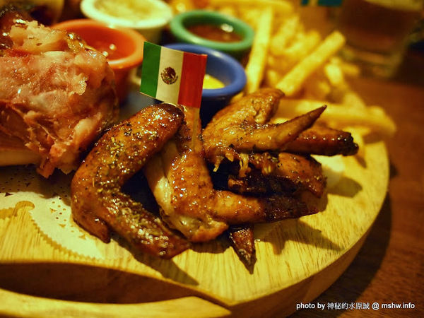 路德威手工啤酒餐廳：【食記】台中西區-路德威手工啤酒餐廳 : 披薩,燉飯都還挺不錯的~打卡如果能換可樂就更好了!