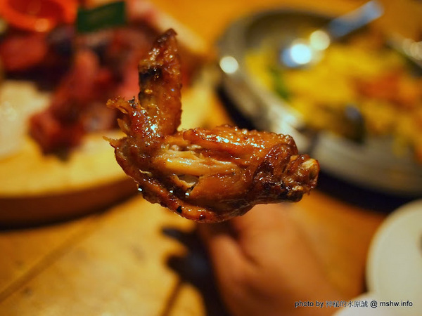 路德威手工啤酒餐廳：【食記】台中西區-路德威手工啤酒餐廳 : 披薩,燉飯都還挺不錯的~打卡如果能換可樂就更好了!