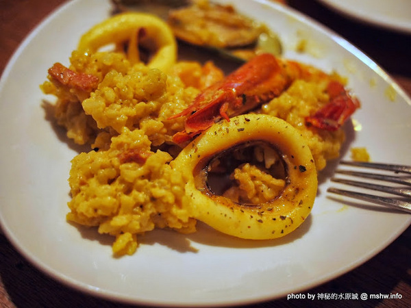 路德威手工啤酒餐廳：【食記】台中西區-路德威手工啤酒餐廳 : 披薩,燉飯都還挺不錯的~打卡如果能換可樂就更好了!