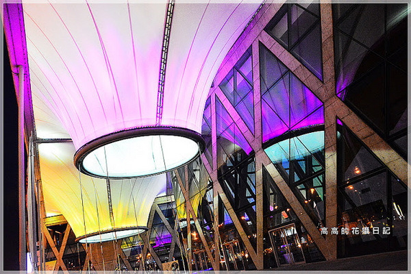 大東文化藝術中心：【高雄】鳳山區。大東文化藝術中心