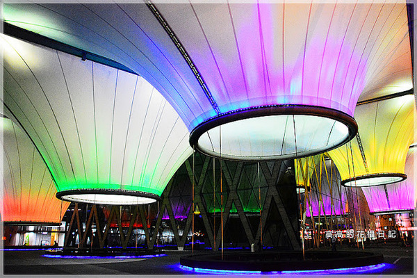 大東文化藝術中心：【高雄】鳳山區。大東文化藝術中心