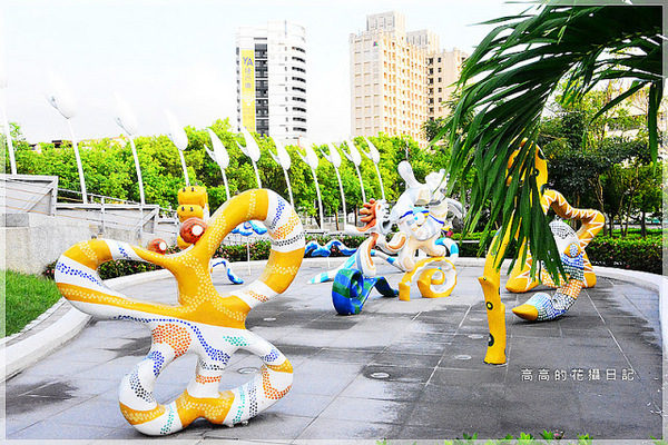 大東文化藝術中心：【高雄】鳳山區。大東文化藝術中心