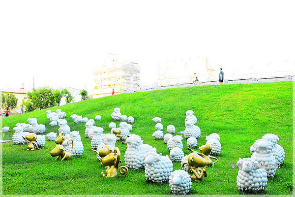 大東文化藝術中心：【高雄】鳳山區。大東文化藝術中心