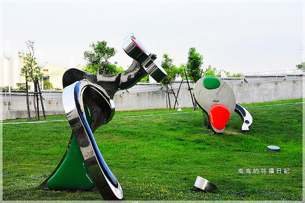 大東文化藝術中心：【高雄】鳳山區。大東文化藝術中心