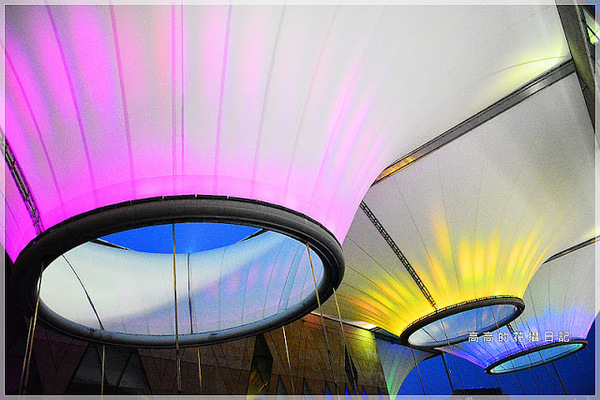 大東文化藝術中心：【高雄】鳳山區。大東文化藝術中心