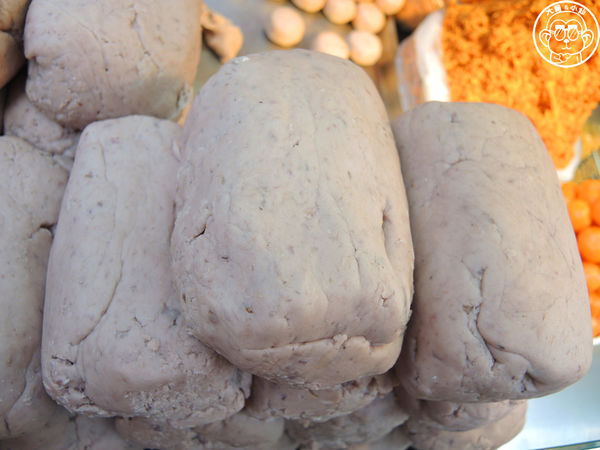 劉芋仔蛋黃芋餅:呷飽祙【台北大同・劉芋仔】寧夏夜市人氣小吃