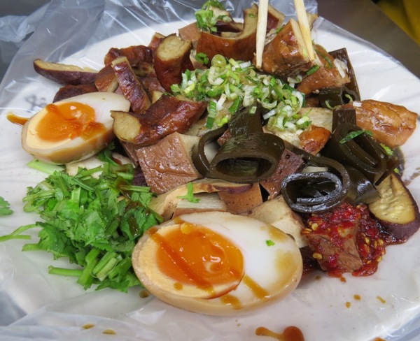 榕樹下老阿伯現滷豆干：大溪老街/榕樹下老阿伯現滷豆干