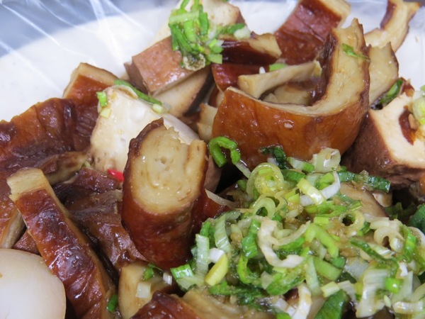 榕樹下老阿伯現滷豆干：大溪老街/榕樹下老阿伯現滷豆干