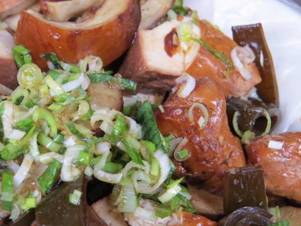 榕樹下老阿伯現滷豆干：大溪老街/榕樹下老阿伯現滷豆干