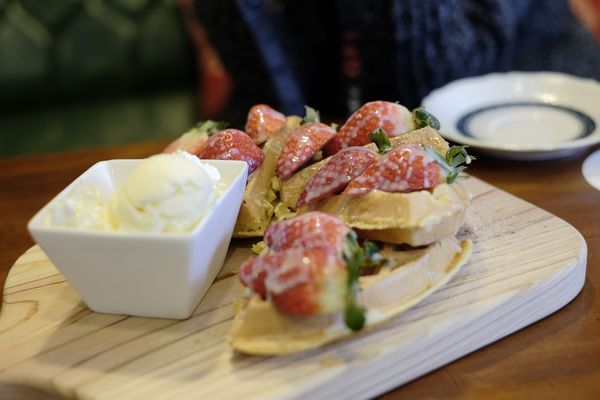 草莓鬆餅 (14).jpg