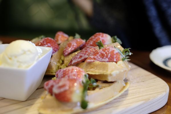 草莓鬆餅 (13).jpg