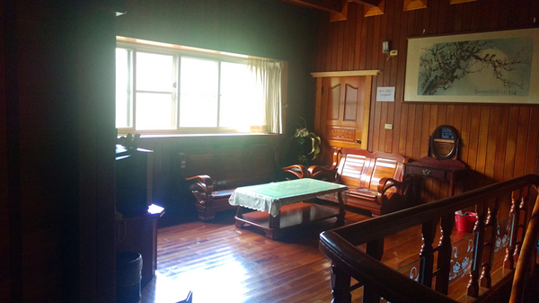 佳園渡假民宿:邊抓寶邊渡假~