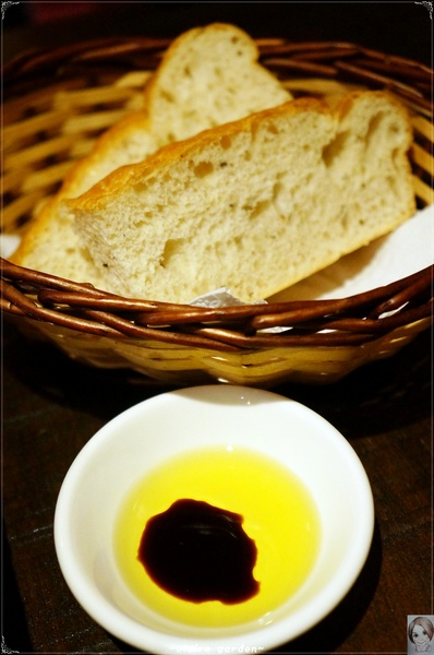 Wapasta 義磚義瓦(明曜店):台北 捷運忠孝敦化站 義磚義瓦Wa Pasta(明耀店)~大份量cp值高人氣店