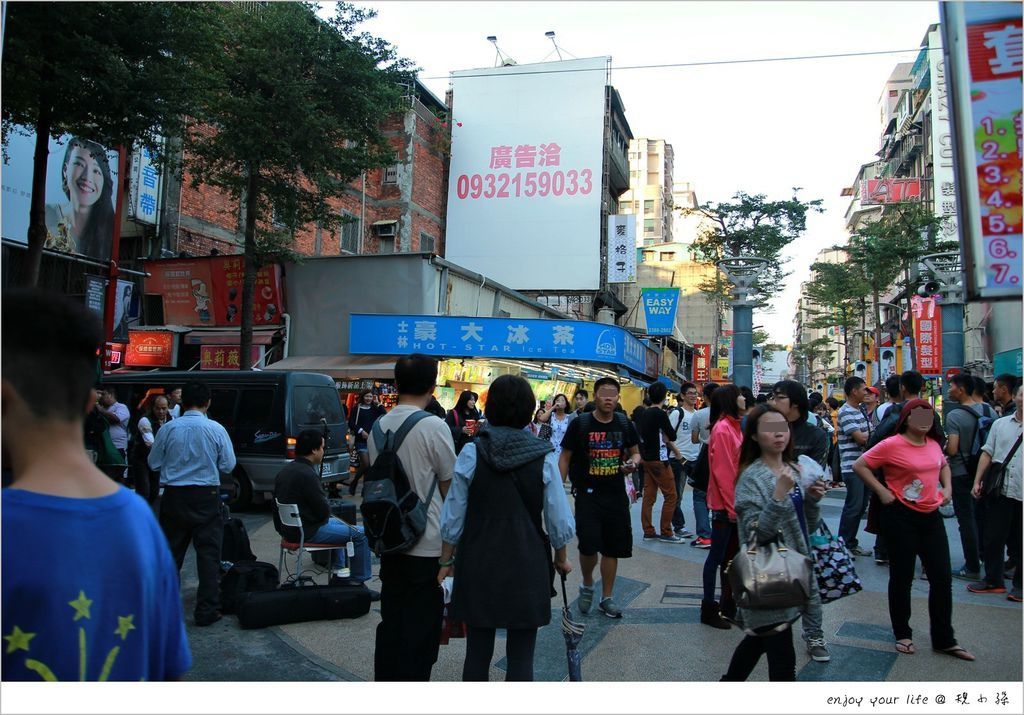 1385308245-564468768_l