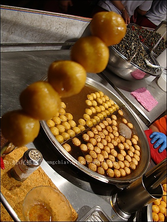 小統一牛排：［台南東區］大東夜市｜港式魚蛋、小統一牛排