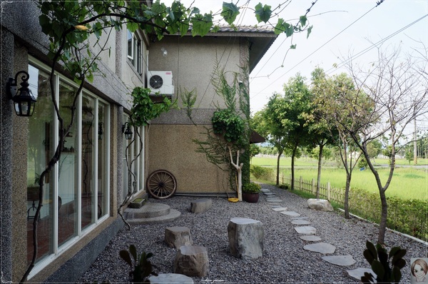 明水露渡假民宿：[民宿度假去]宜蘭明水露~田園、木質、有機