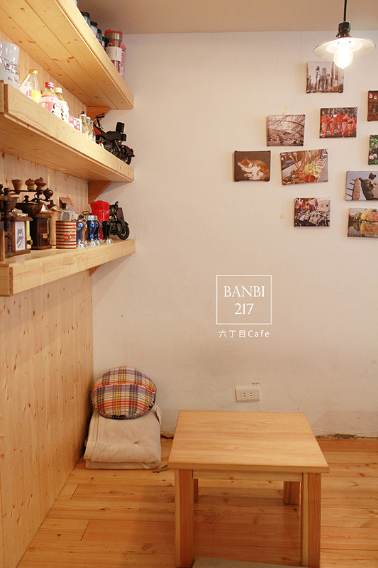 Banbi217 美食旅遊: [台北]六丁目cafe:日系咖啡館,可愛拉花,手工烘培蛋糕,鹹派,下午茶(捷運松山機場站,民生社區,巷弄美食)