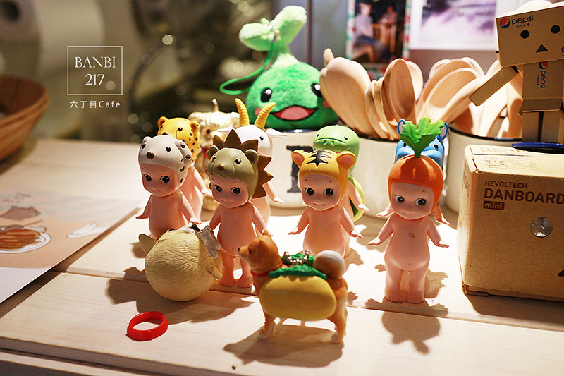 Banbi217 美食旅遊: [台北]六丁目cafe:日系咖啡館,可愛拉花,手工烘培蛋糕,鹹派,下午茶(捷運松山機場站,民生社區,巷弄美食)