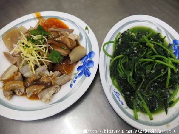 阿狗切仔麵(民族路夜市):【美食特搜。屏東市】阿狗切仔擔。傳承三代的切料攤 70多年美食老店 屏東夜市美食篇