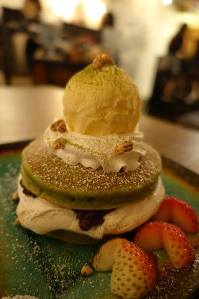 溫古咖啡Wengu cafe:讓抹茶控和鬆餅控瞬間甦醒的抹茶紅豆起司燒-溫古咖啡