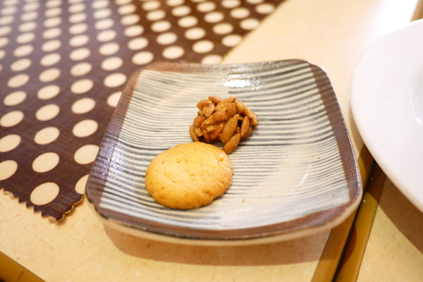 點點咖啡：南法鄉村風，台北巷弄中找回少女心【點點咖啡】