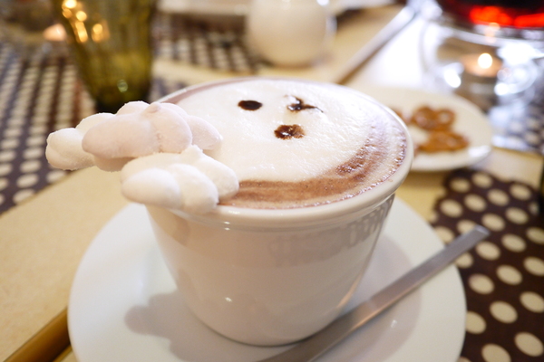 點點咖啡：南法鄉村風，台北巷弄中找回少女心【點點咖啡】