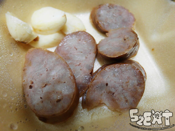 食記阿世香菇肉羹11.jpg