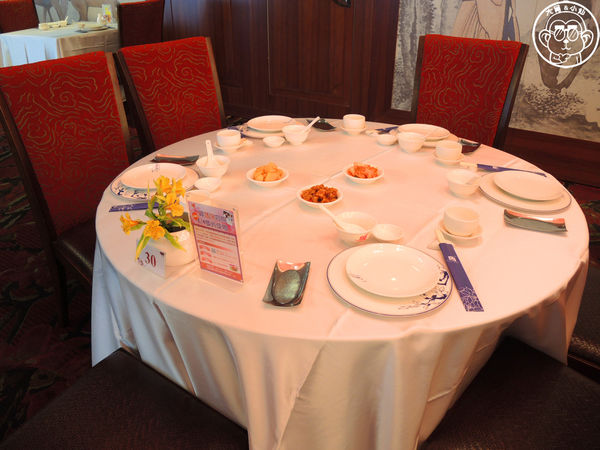 潮江燕:呷飽祙【台北松山・潮江燕】好好味的金牌片皮鴨