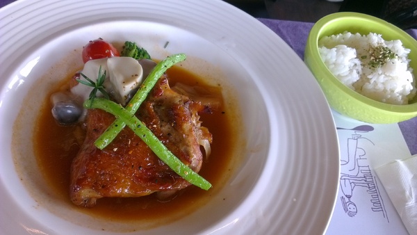 薰衣草森林(尖石店)：新竹薰衣草森林~有美景也有佳餚的休閒好處去!!!