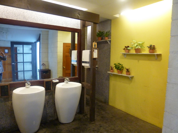 薰衣草森林(尖石店)：【新竹尖石】2014薰衣草節，深山裡的紫色情懷－薰衣草森林(餐廳篇)