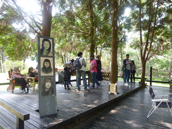 薰衣草森林(尖石店):【新竹尖石】2014薰衣草節,小熊、陽光、蓋印章-薰衣草森林(景觀篇)