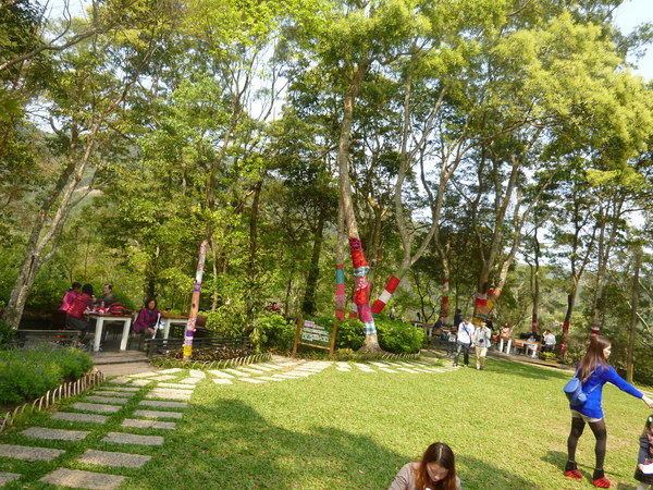 薰衣草森林(尖石店):【新竹尖石】2014薰衣草節,小熊、陽光、蓋印章-薰衣草森林(景觀篇)