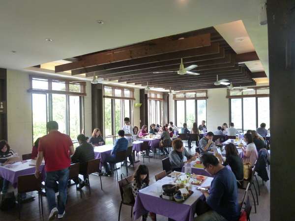 薰衣草森林(尖石店)：【新竹尖石】2014薰衣草節，深山裡的紫色情懷－薰衣草森林(餐廳篇)