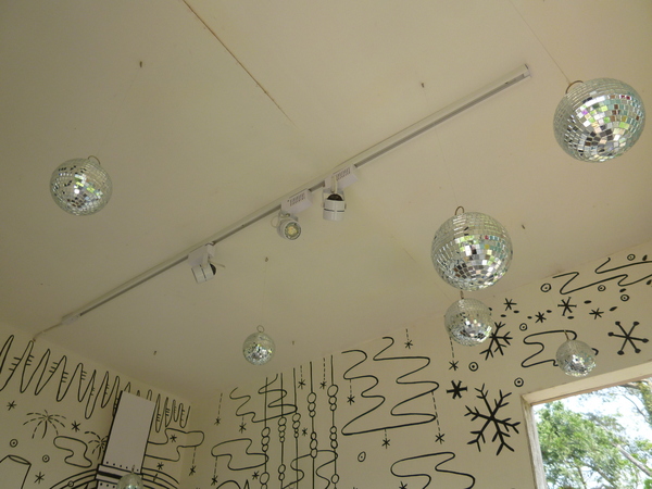 薰衣草森林(尖石店):【新竹尖石】2014薰衣草節,小熊、陽光、蓋印章-薰衣草森林(景觀篇)