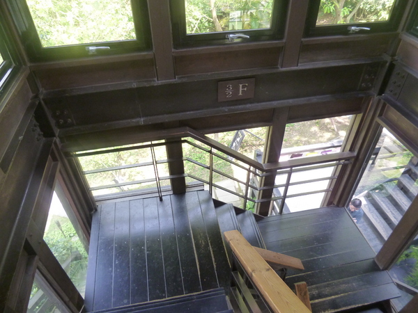 薰衣草森林(尖石店)：【新竹尖石】2014薰衣草節，深山裡的紫色情懷－薰衣草森林(餐廳篇)