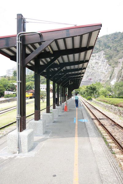 【南投旅遊】車程老街-山凹中的小車站