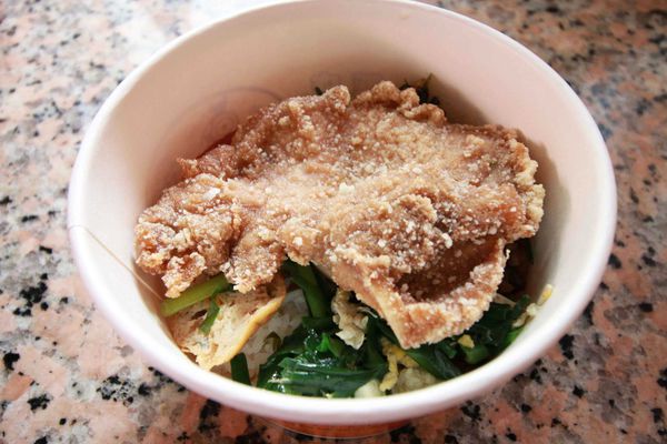 【南投旅遊】車程老街-山凹中的小車站