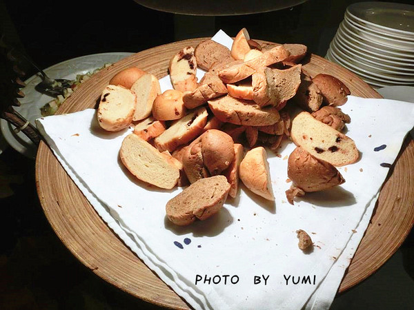 藍洞義式餐坊:【台中食記】在充滿異國情調的洞穴用餐?@藍洞義式餐坊