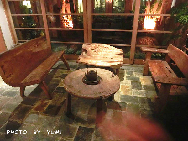 藍洞義式餐坊:【台中食記】在充滿異國情調的洞穴用餐?@藍洞義式餐坊