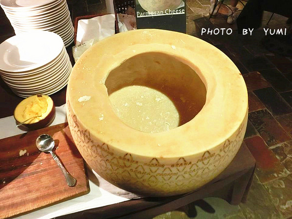 藍洞義式餐坊:【台中食記】在充滿異國情調的洞穴用餐?@藍洞義式餐坊