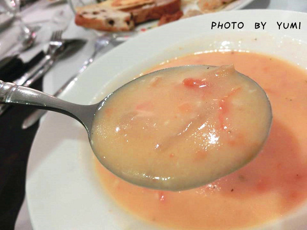 藍洞義式餐坊:【台中食記】在充滿異國情調的洞穴用餐?@藍洞義式餐坊