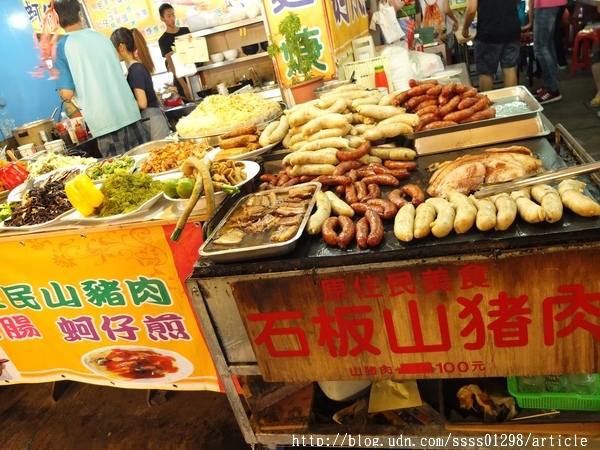 屏東車城福安宮:【旅行遊記。屏東車城鄉】車城福安宮。號稱東南亞最大土地公廟 車城最熱門觀光景點 還要順遊鹹蛋皮蛋大賣場