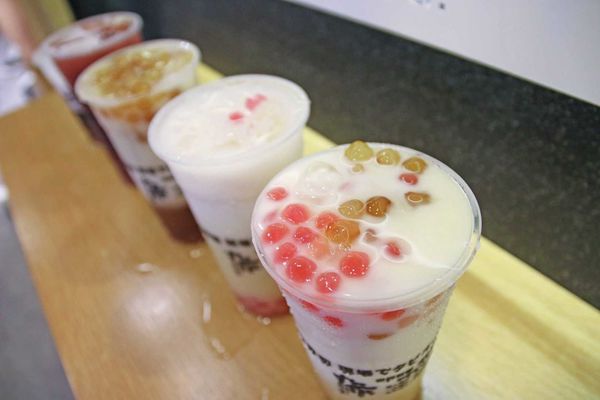 【台北美食】丸作食茶-世界首創現場職人手作珍珠的飲料店