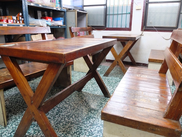 東門冰菓室：【美食特搜。高雄美濃區】東門冰果室。民國53年創立 人滿為患老冰店 香蕉清冰超懷念