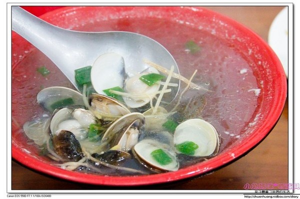 花蓮鯉魚潭：【花蓮景點】☼鯉魚潭風景區☼腳踏船悠閒遊湖/紅面番鴨超可愛♥♥