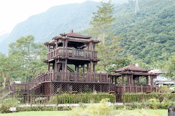 鯉魚潭：[花蓮爆點一日遊]花蓮 鯉魚潭~山湖環繞的閒適風光