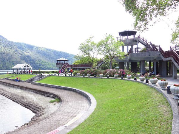 【花蓮景點】鯉魚潭-山林中美麗的湖泊