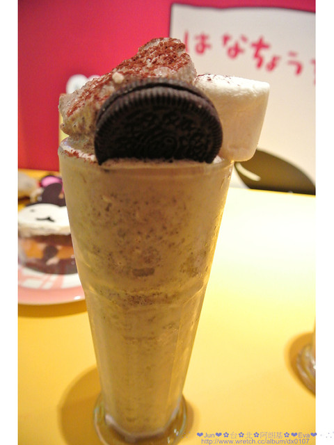 Aranzi Aronzo Cafe 阿朗基咖啡(新光三越南西店二館)：【食記】oO。。台北　ARANZI CAFE（阿朗基）　超可愛的兔兔蛋糕，能不吃嘛？！。o○。