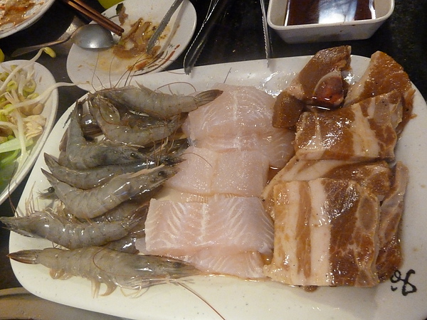 鏡江韓式無煙銅烤：[台北 延吉街]鏡江 韓式無煙銅盤烤肉